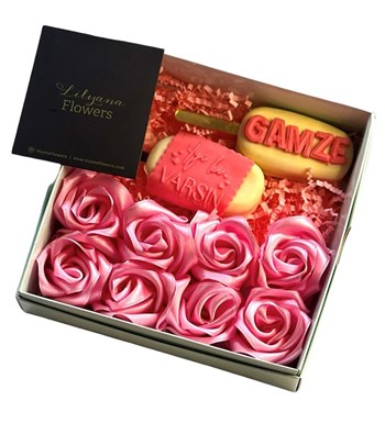 Pink Magnum Rose Box